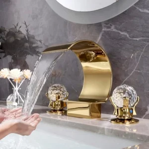 Bathroom Sink Faucet 3 Hole Widespread Waterfall Bathroom Faucets with Crystals Handles Basin Mixer Tap 8 英寸 High Arc Vanity
